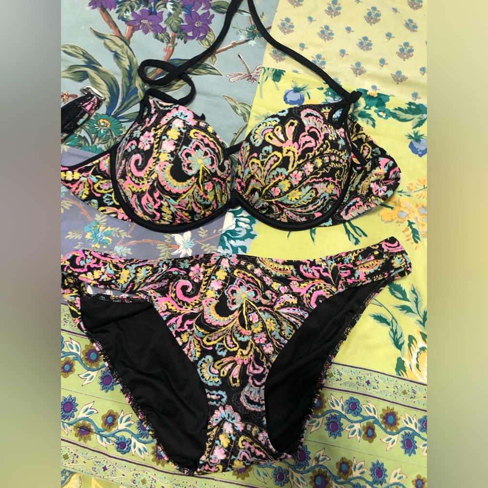 VICTORIAS SECRET SWIMSUIT BIKINI L
